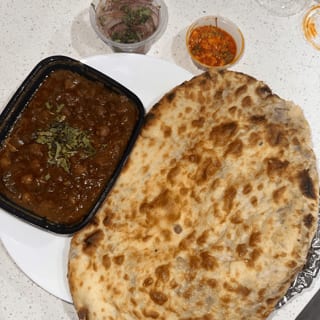 Amritsari Chole Kulcha